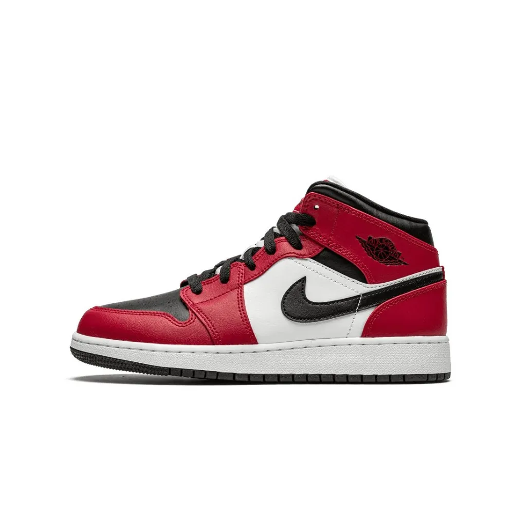 Air Jordan 1 Mid Chicago Black Toe