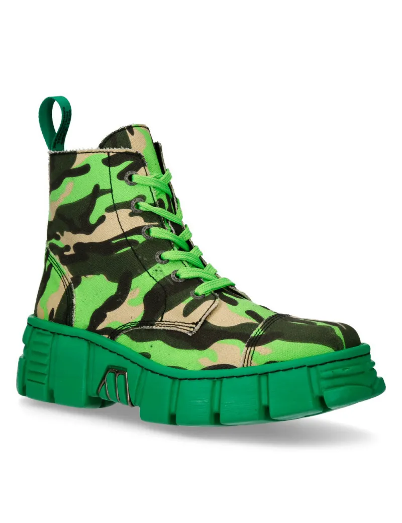 Botas de estilo camuflaje de moda verdes