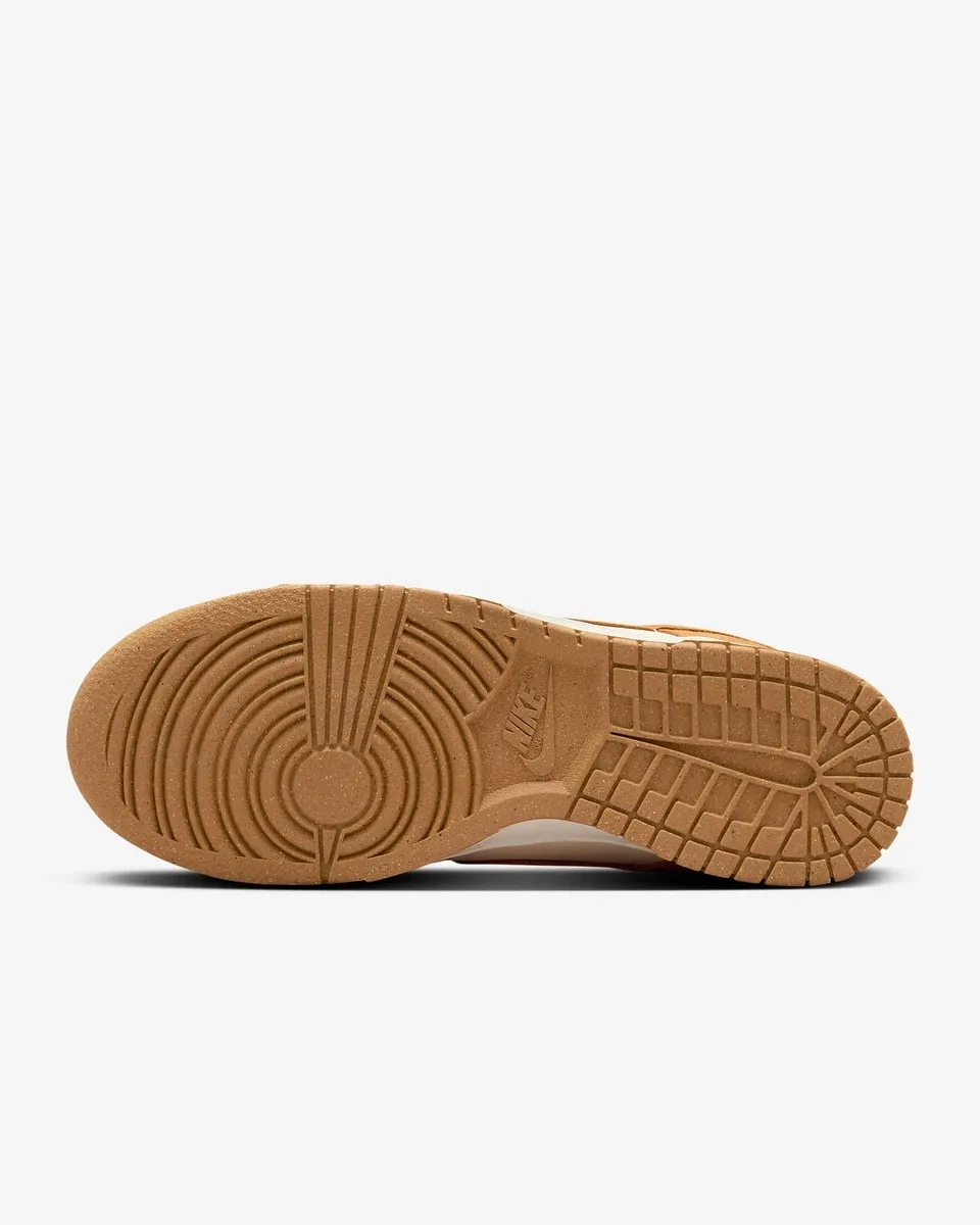 CALZADO NIKE DUNK LOW NEXT NATURE FLAX SUEDE