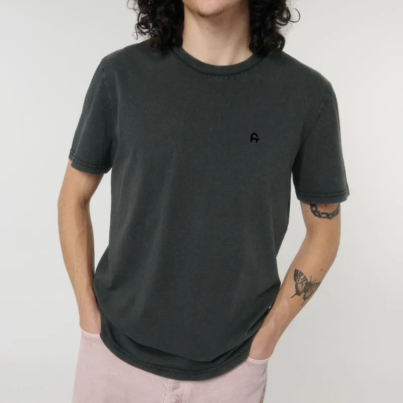 Camiseta Atlas: Vintage Bi Tee (G Dyed Black Rock)