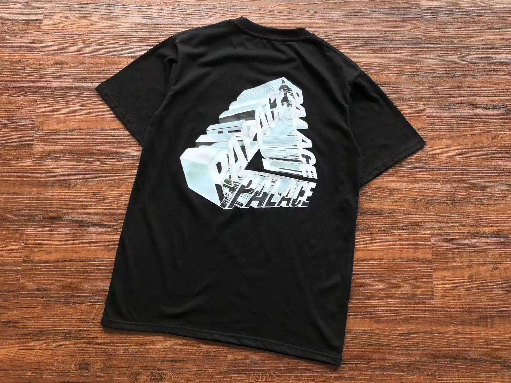 Camiseta Palace 3D
