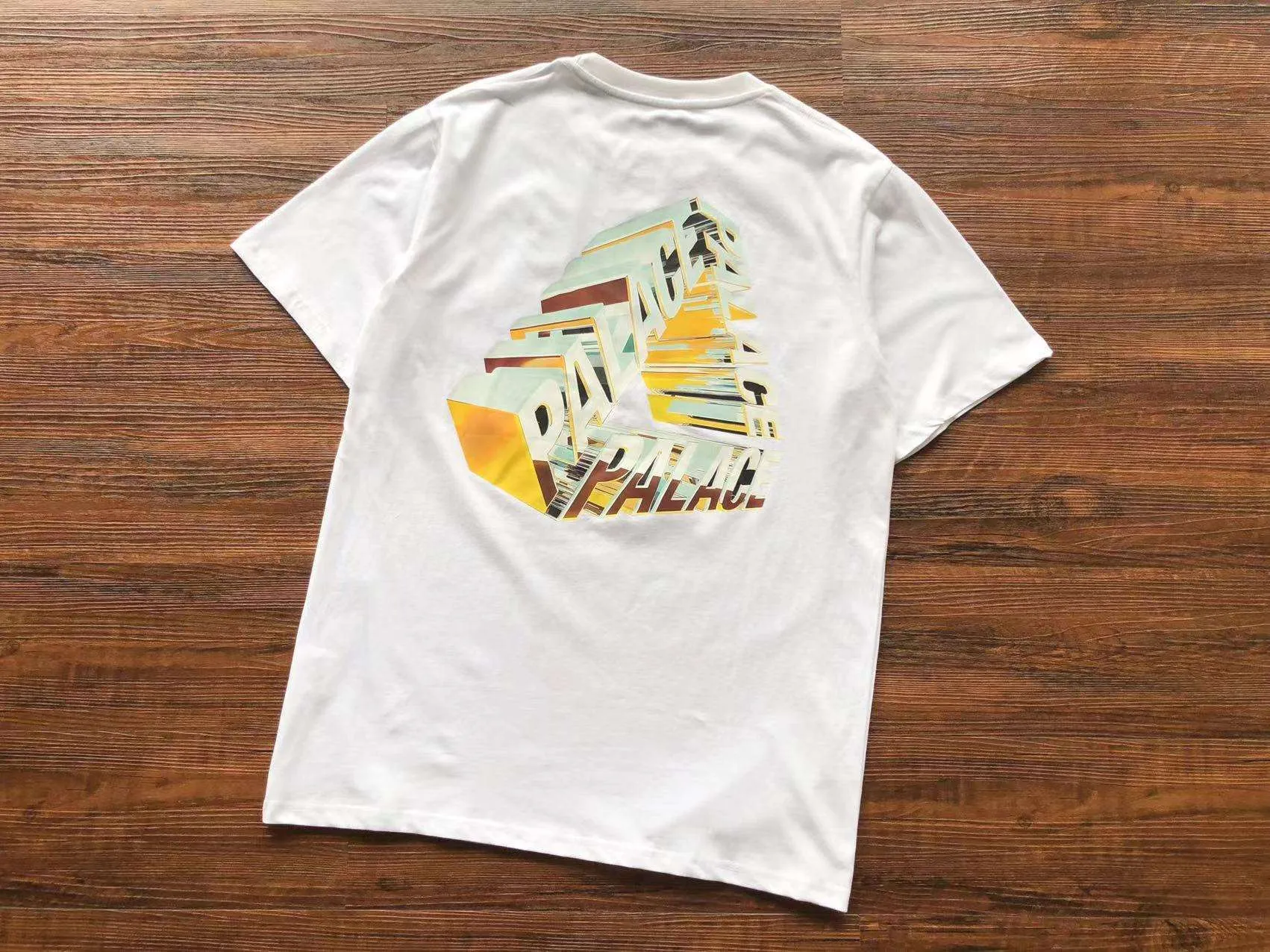 Camiseta Palace 3D