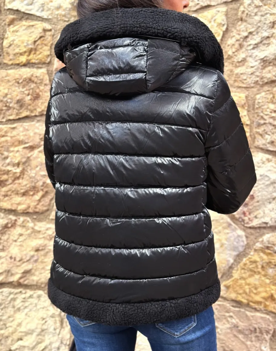 Chaqueta Acolchada Borrego Negro