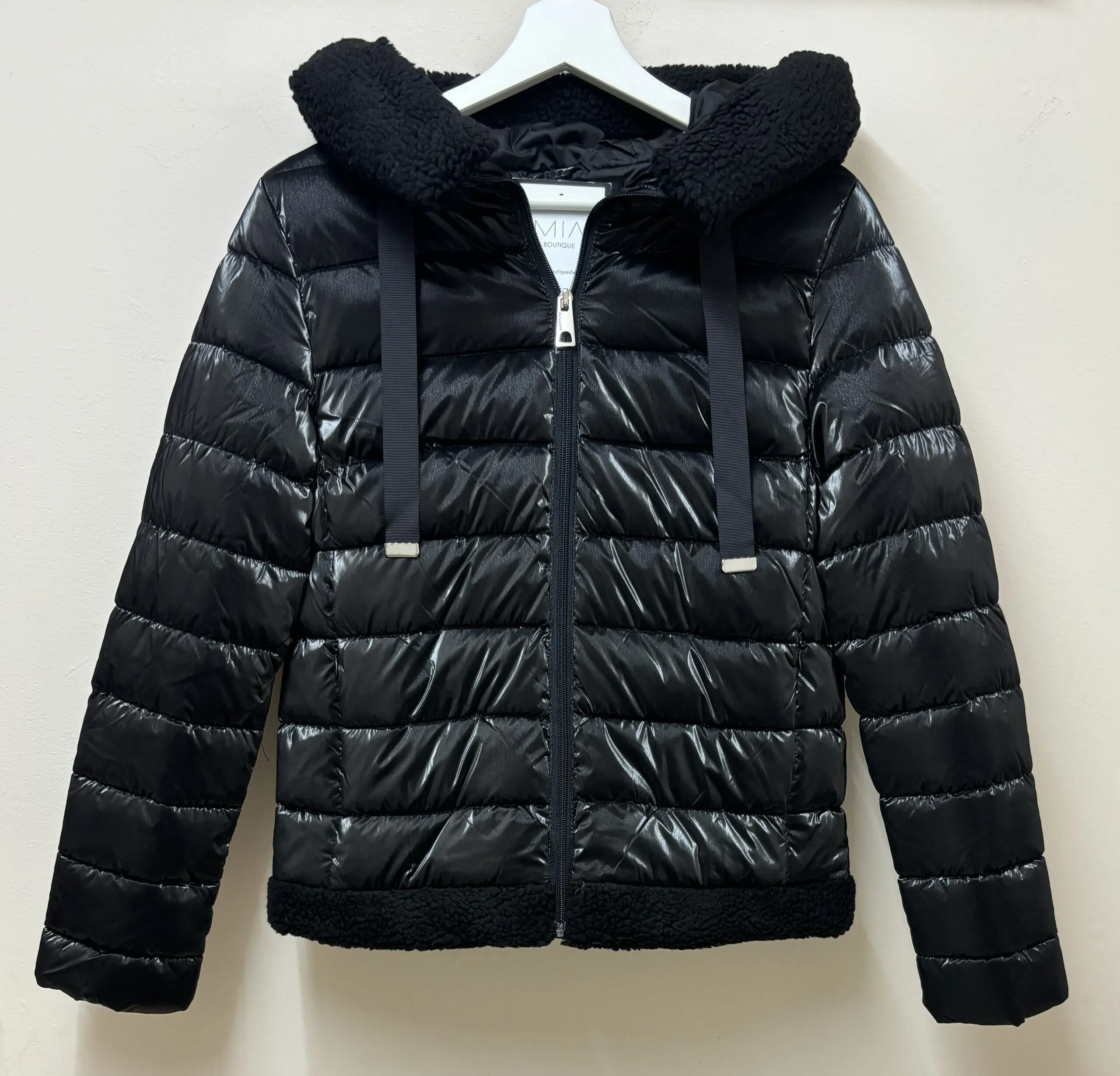 Chaqueta Acolchada Borrego Negro