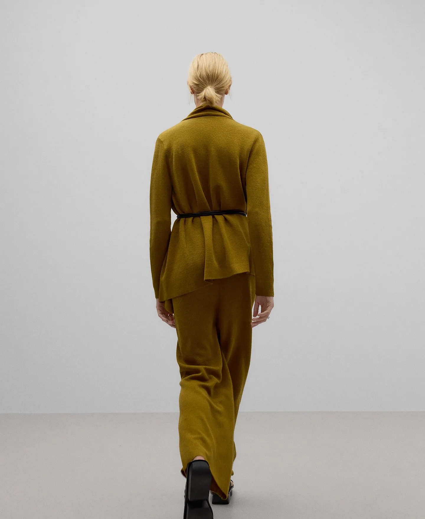 Chaqueta asimétrica punto mujer