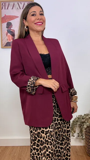 Chaqueta Blazer Puño Leo Burdeos