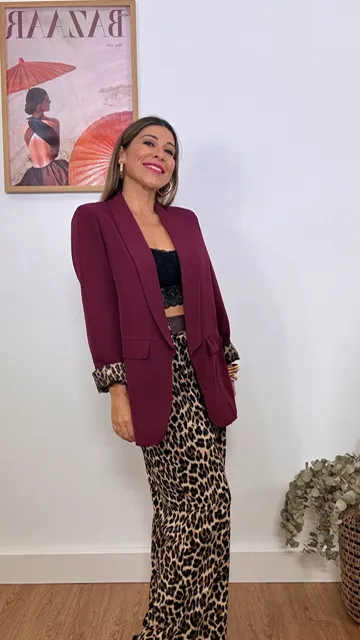 Chaqueta Blazer Puño Leo Burdeos