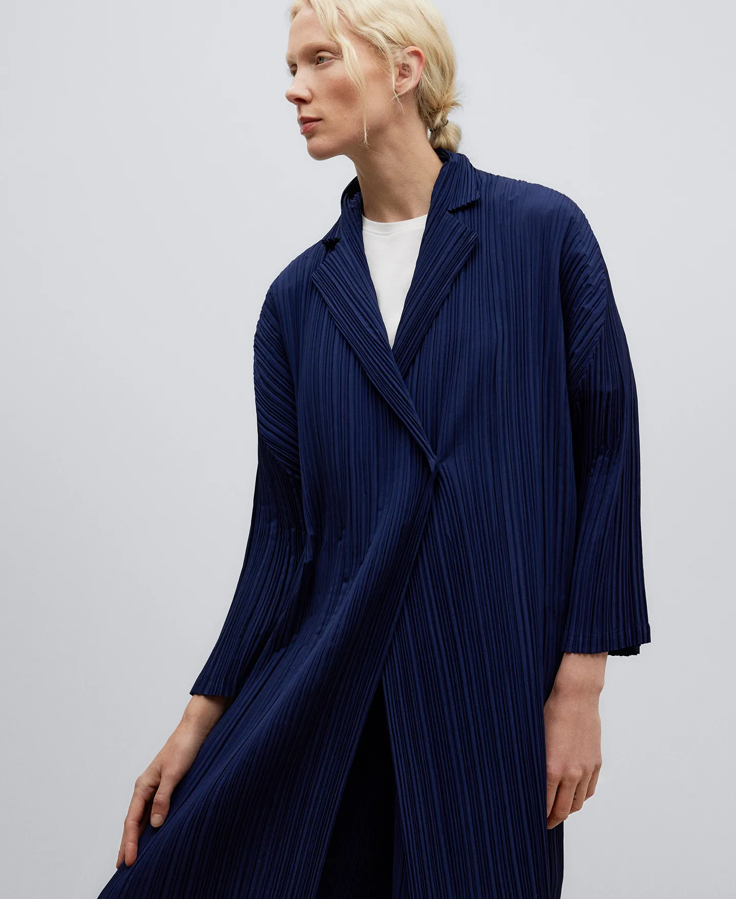 Chaqueta larga en crinkle mujer