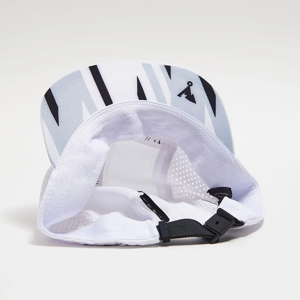 GORRA VÅGA FEATHER RACING CAP WHITE / MIST GREY / BLACK