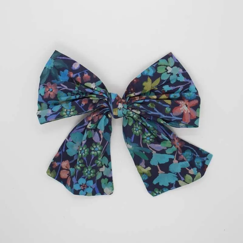 Lazo Liberty Laura
