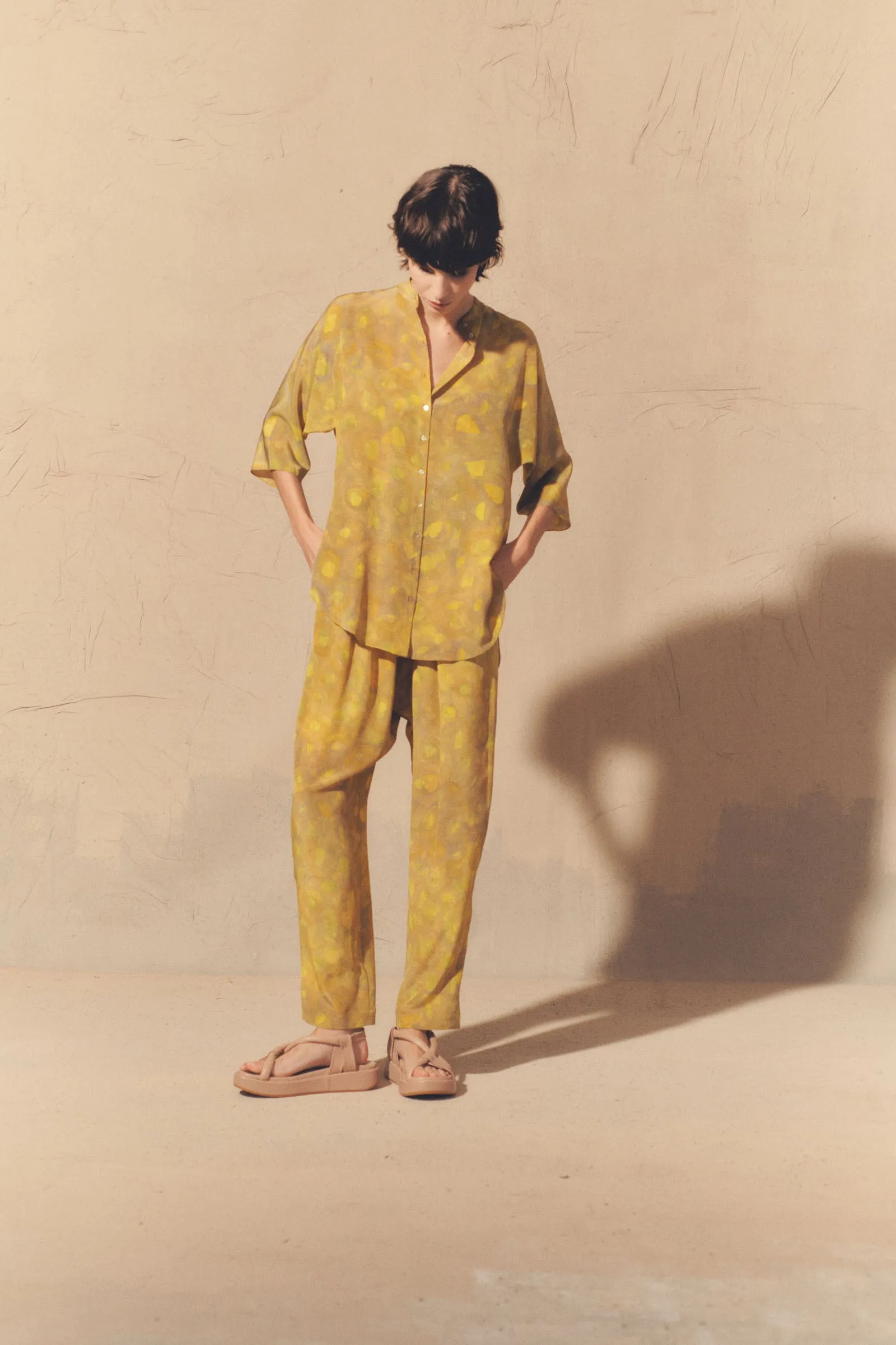 Lili, lima print silk pants