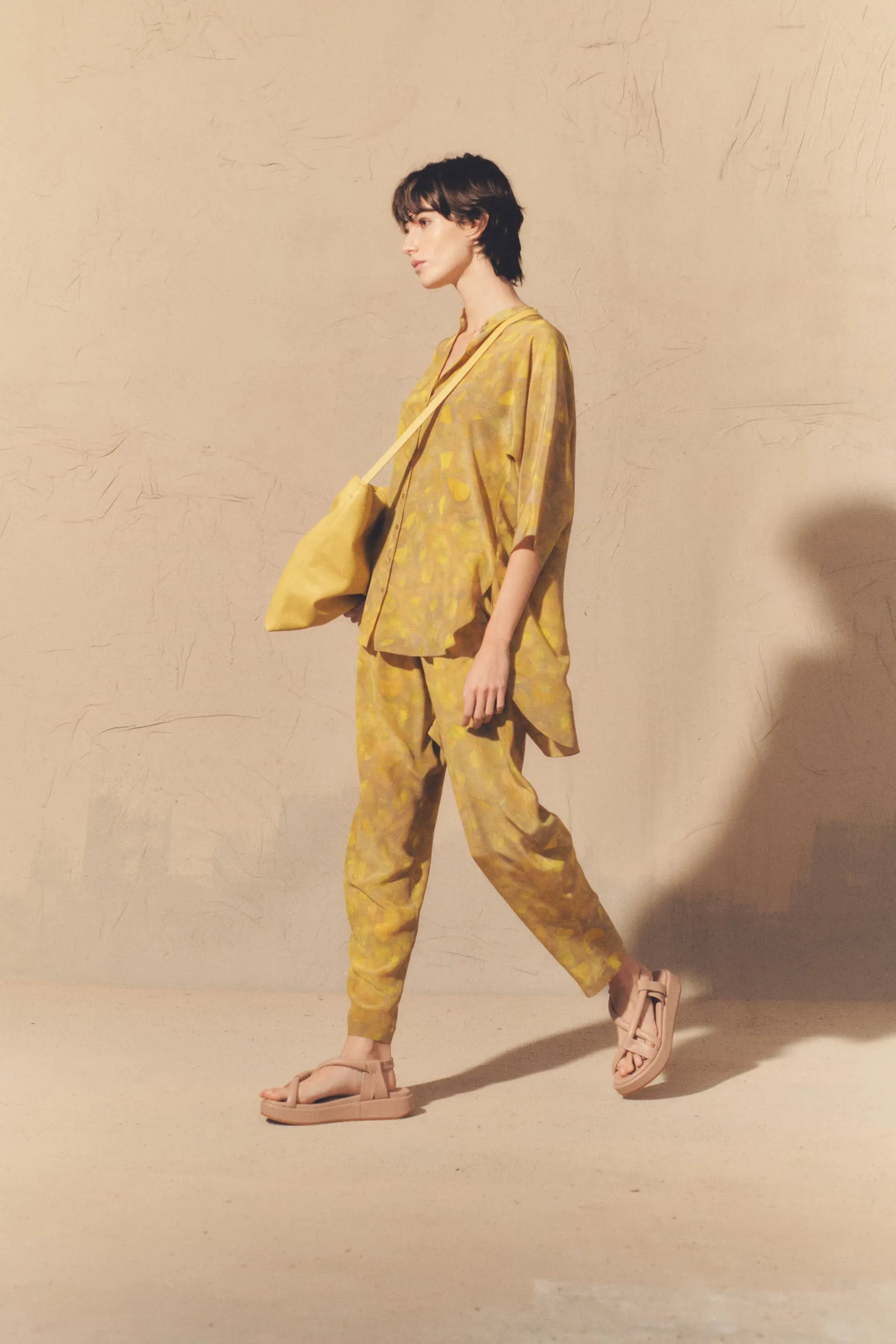Lili, lima print silk pants