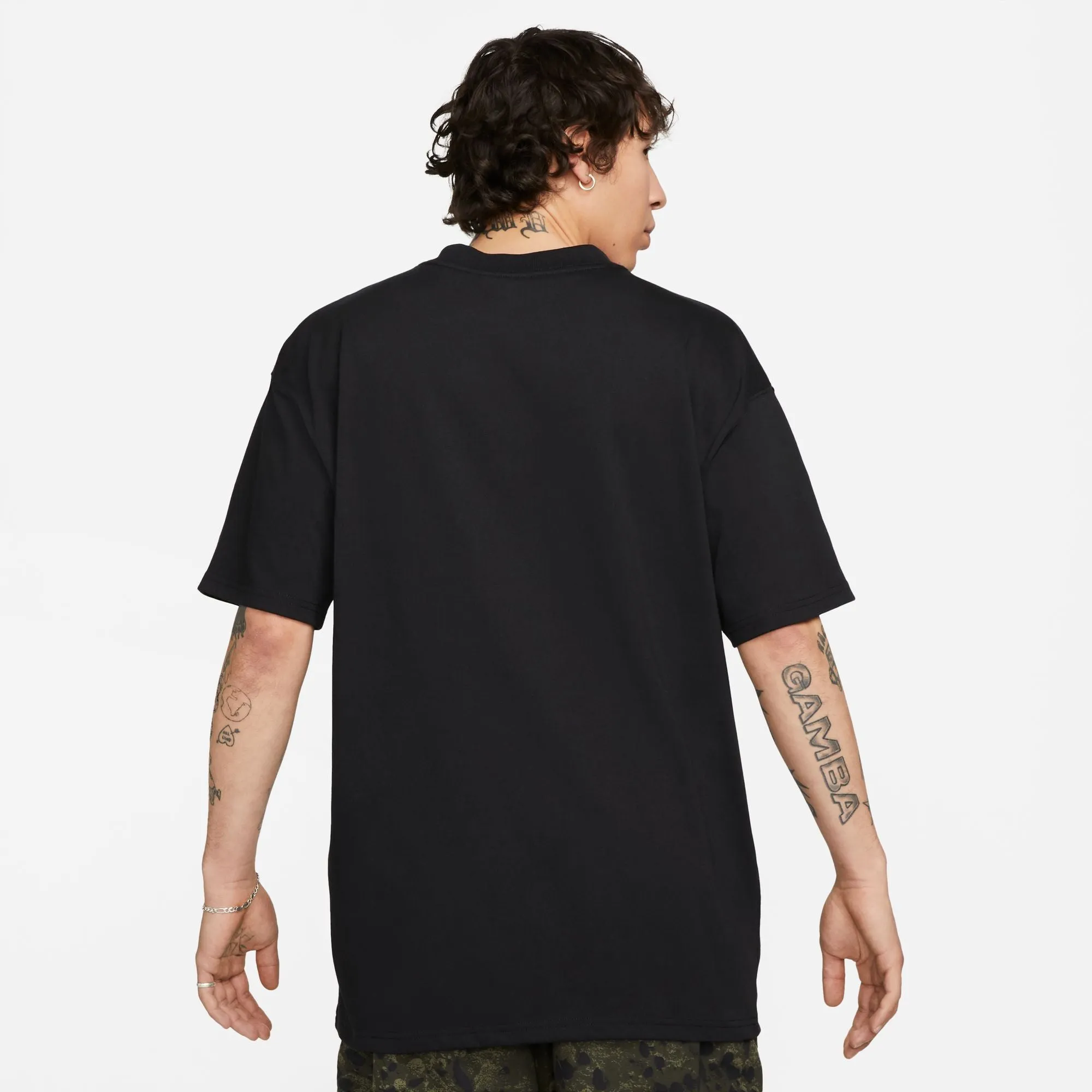 NIKE ACG SHORTSLEEVE TEE BLACK