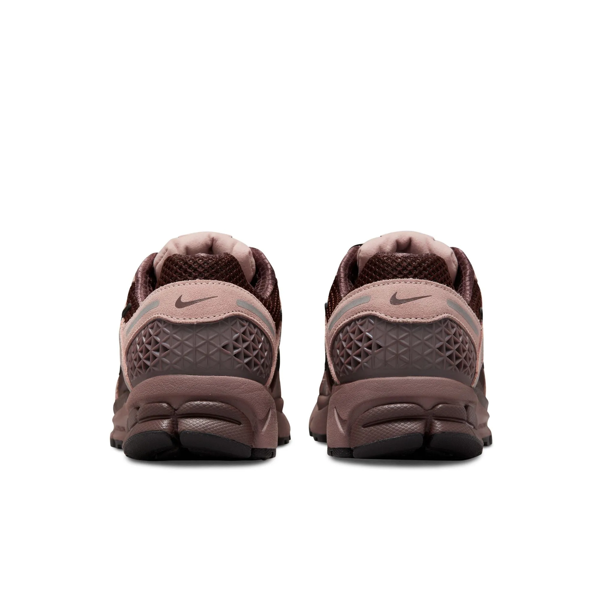 Nike Women Vomero 5 Pink Oxford and Plum Eclipse