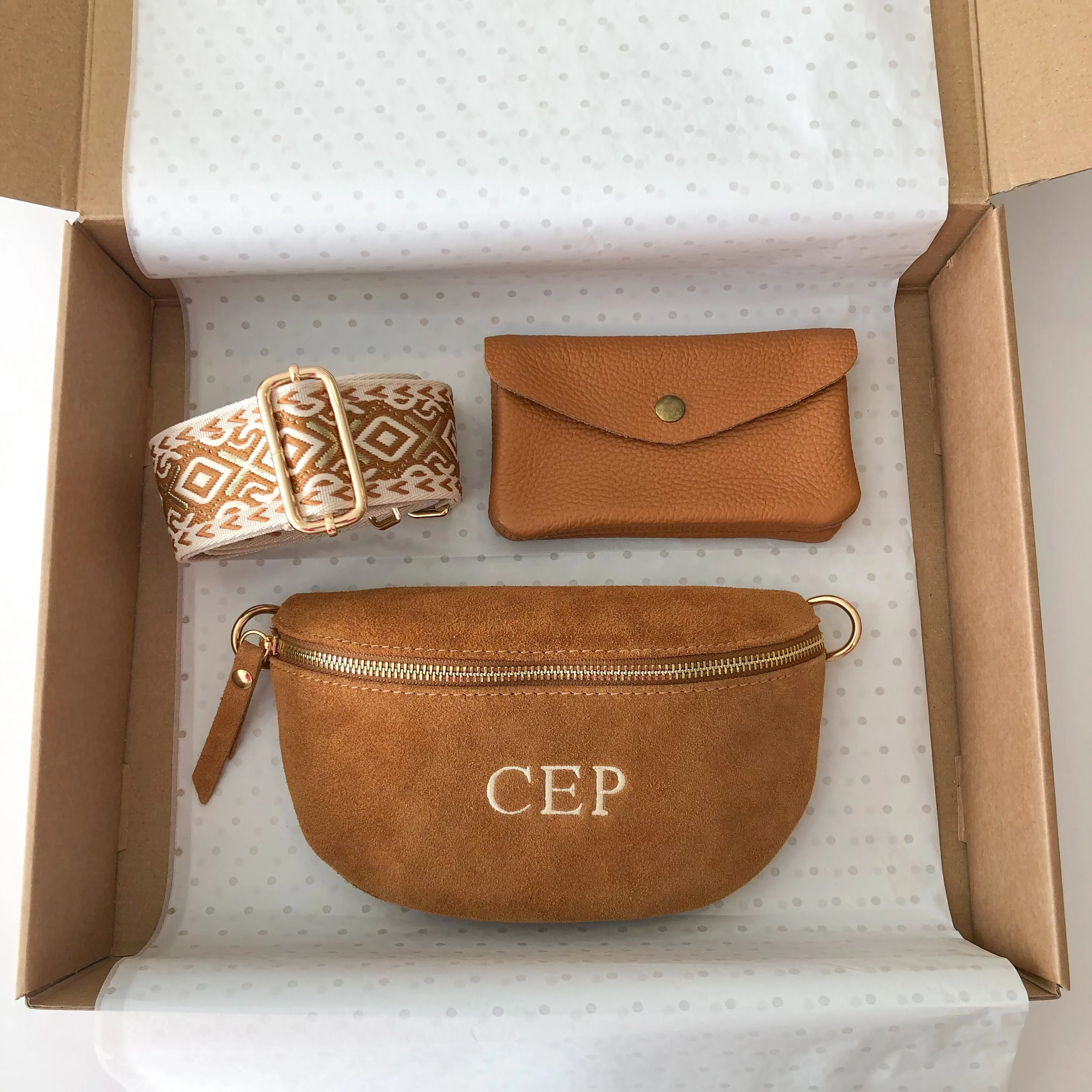 PACK REGALO RIONERA ANTE CAMEL PERSONALIZADA