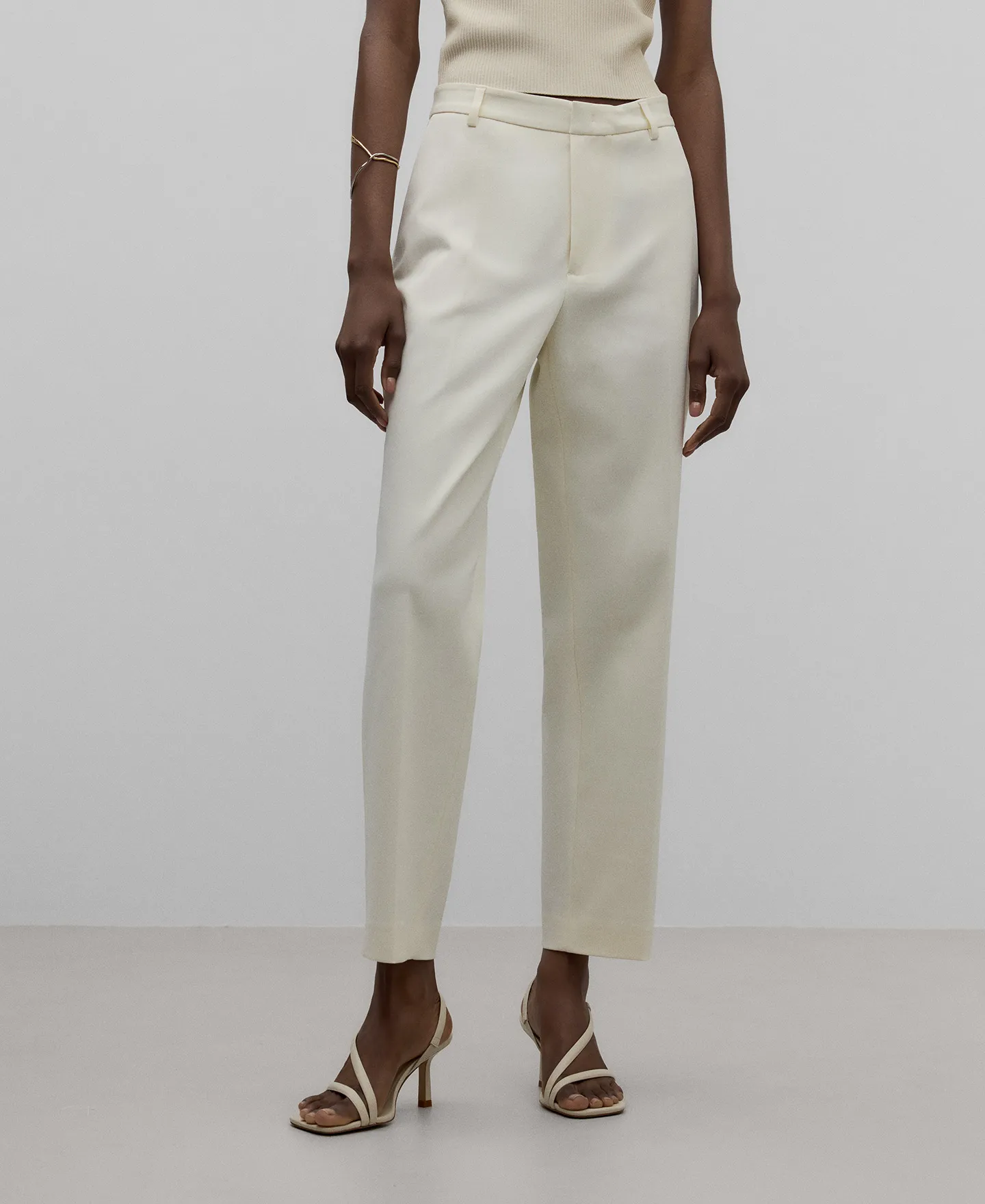 Pantalón tobillero crudo mujer