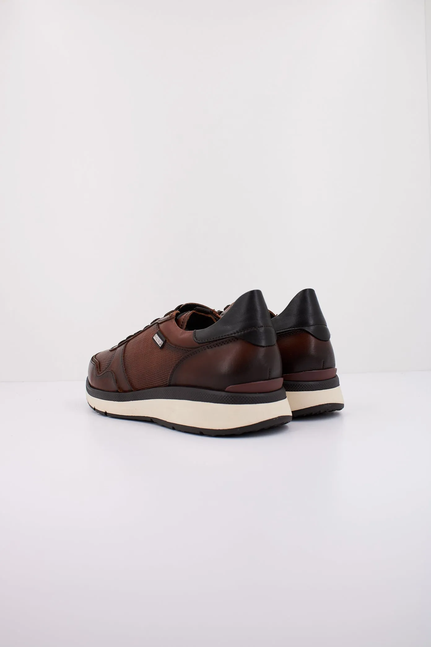 PIKOLINOS M1W 6244C1
