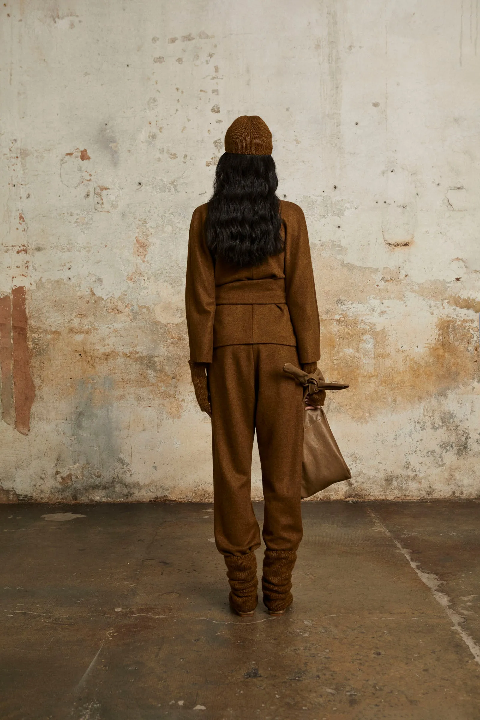 Single, cashmere pants