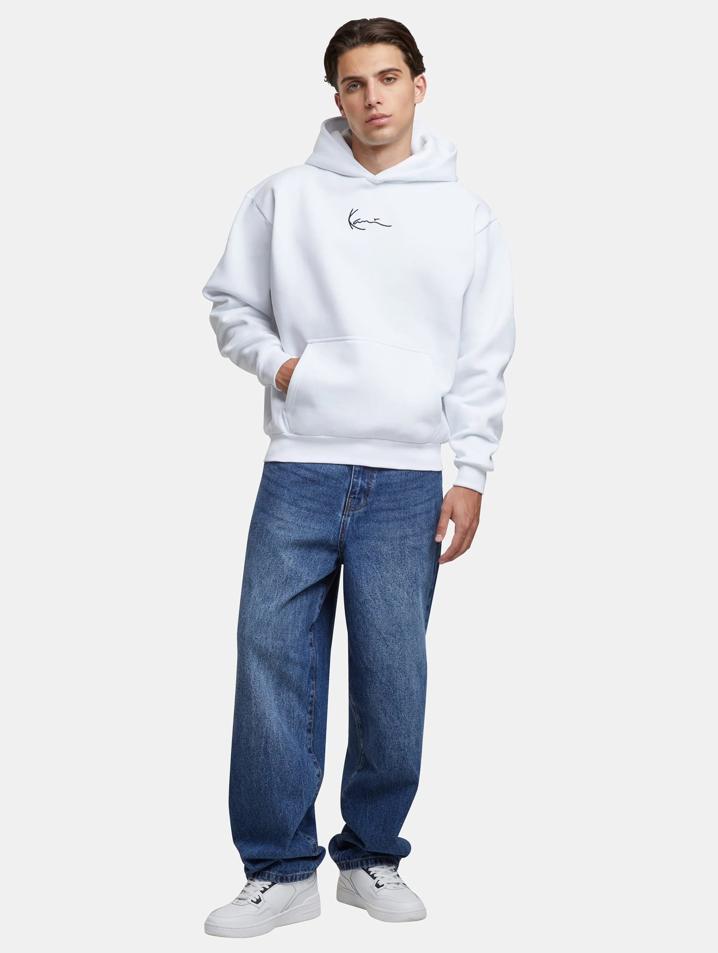 Small Signature Essential Oversized 