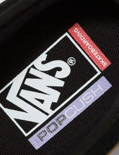 ZAPATILLAS VANS SKATE CHUKKA LOW  BLACK/BLACK/GUM
